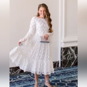 Dainty Jewells Petals in the Wind dress. No longer available on website. Xxxl.